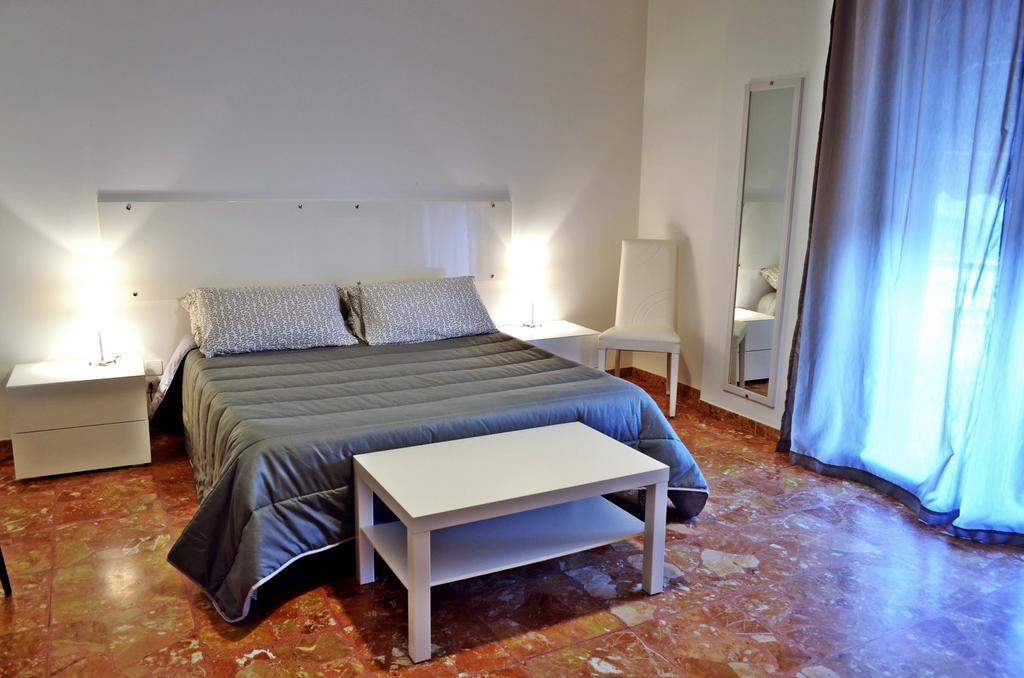 Bed & Breakfast Fontanarossa Airport -Private Parking- Catania Exteriör bild